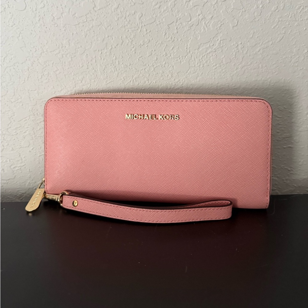 Michael Kors Wristlet/Clutch Wallet - Pink